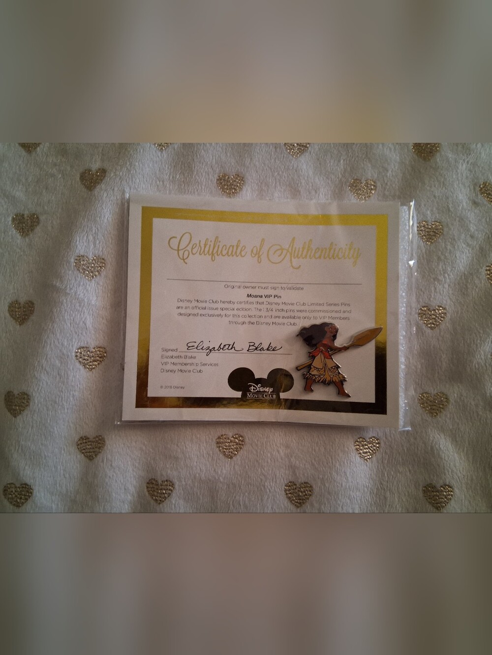 *NIP* Disney "Moana" Pin & Certificate of Authenticity
